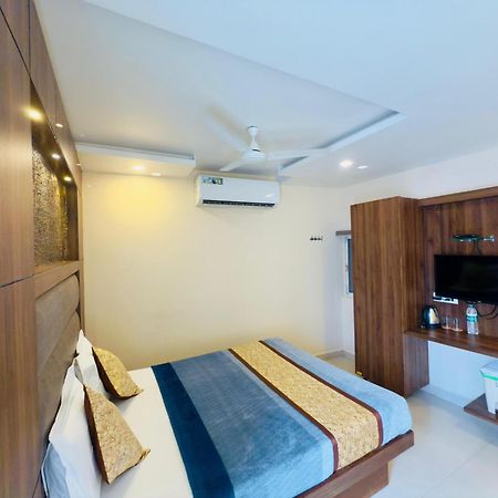 The Hydel Park - Business Class Hotel - Near Central Railway Station Ченнаи Экстерьер фото